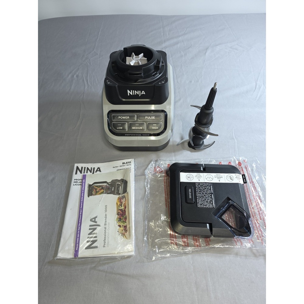 Ninja Professional 1000 watt Blender BL610 Replacement Motor Base, Lid Blade